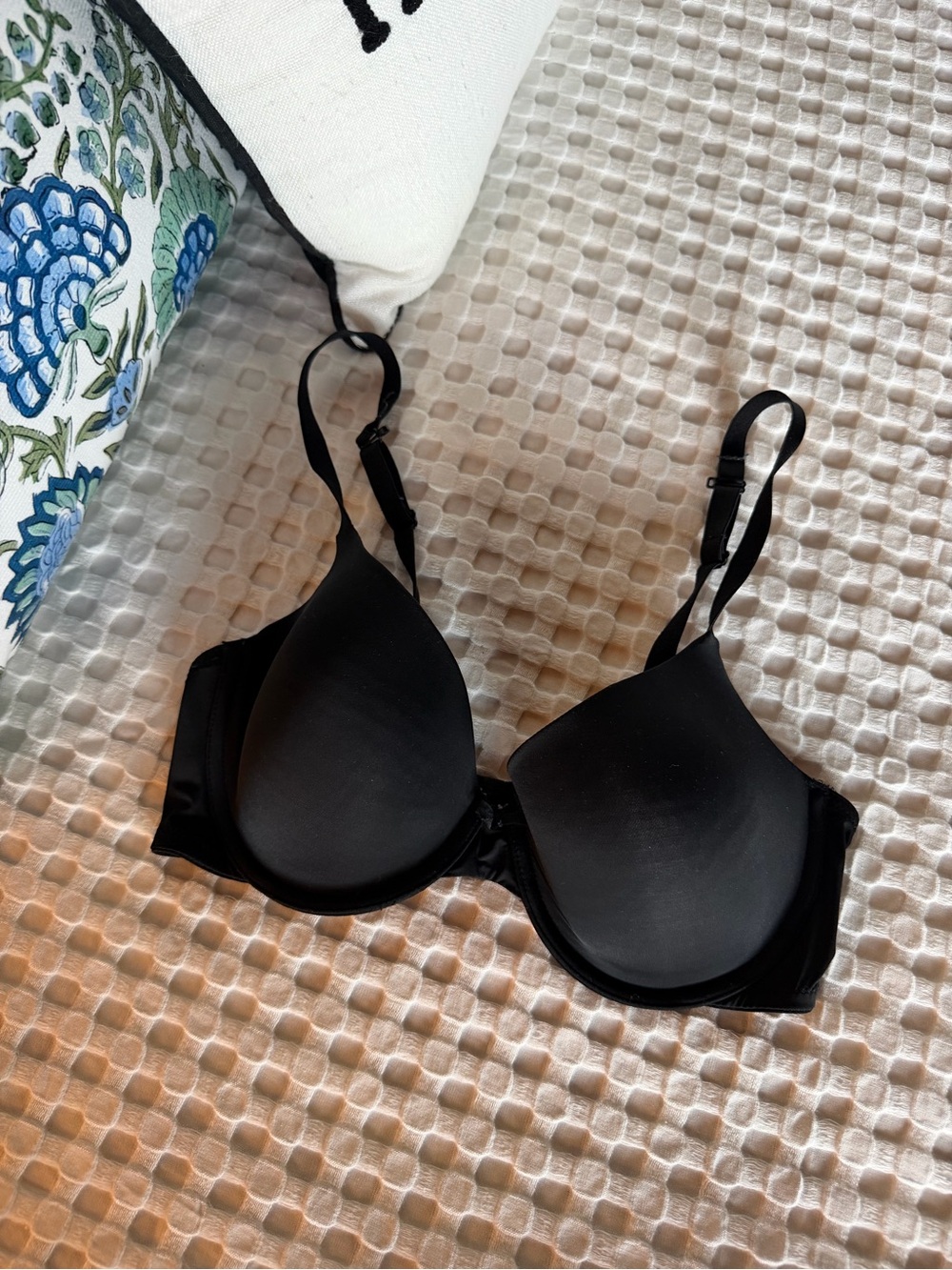 Auden Black The Everyday T-Shirt Bra Lightly Lined 34D